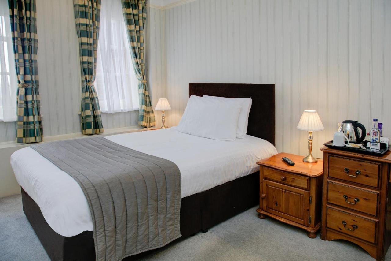 Old Hunstanton Le Strange Arms Hotel エクステリア 写真