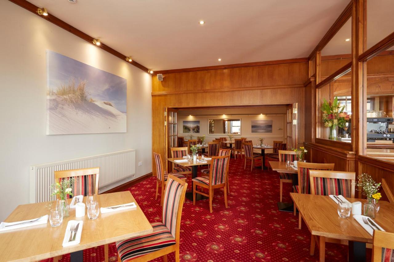 Old Hunstanton Le Strange Arms Hotel エクステリア 写真