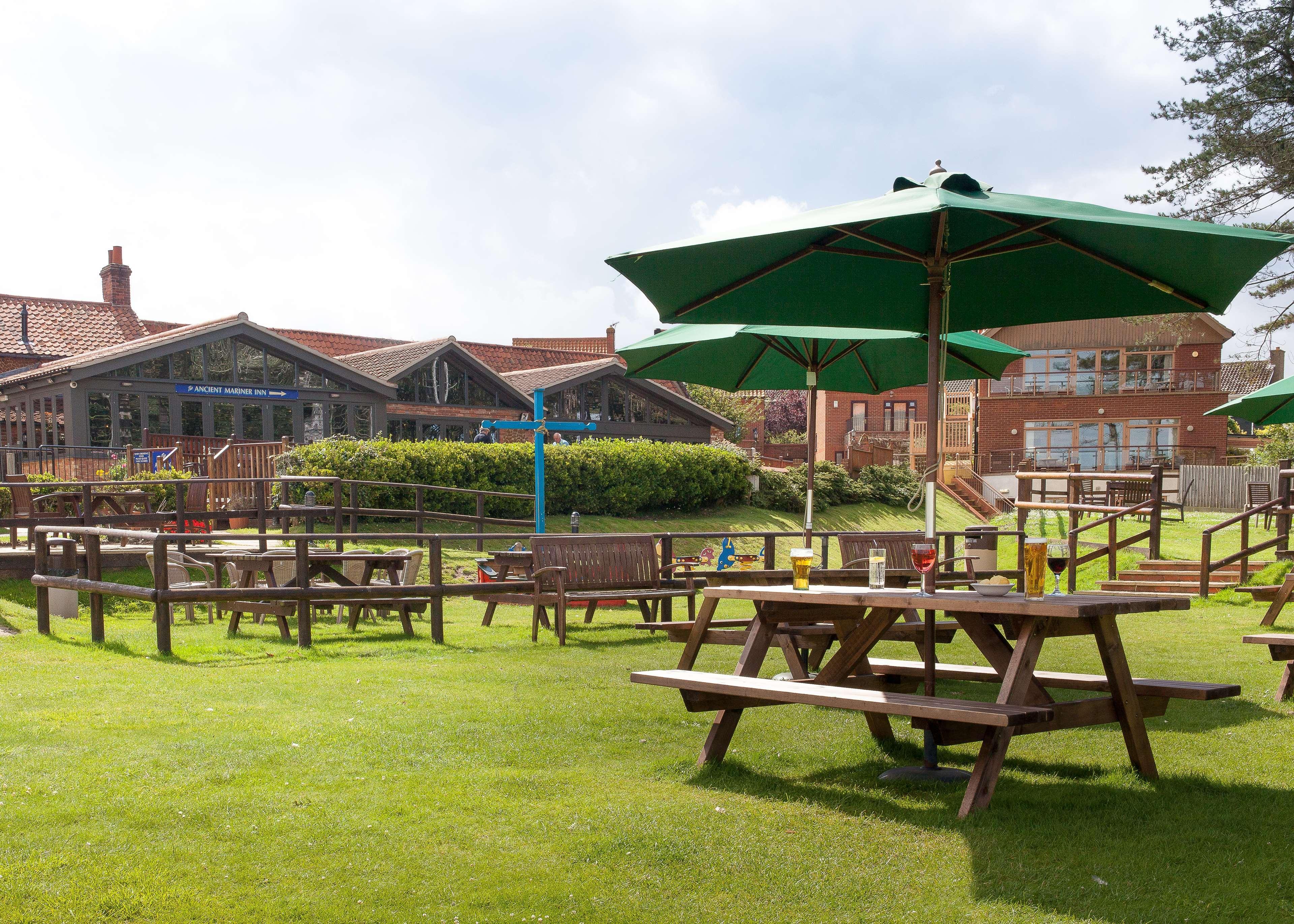 Old Hunstanton Le Strange Arms Hotel エクステリア 写真
